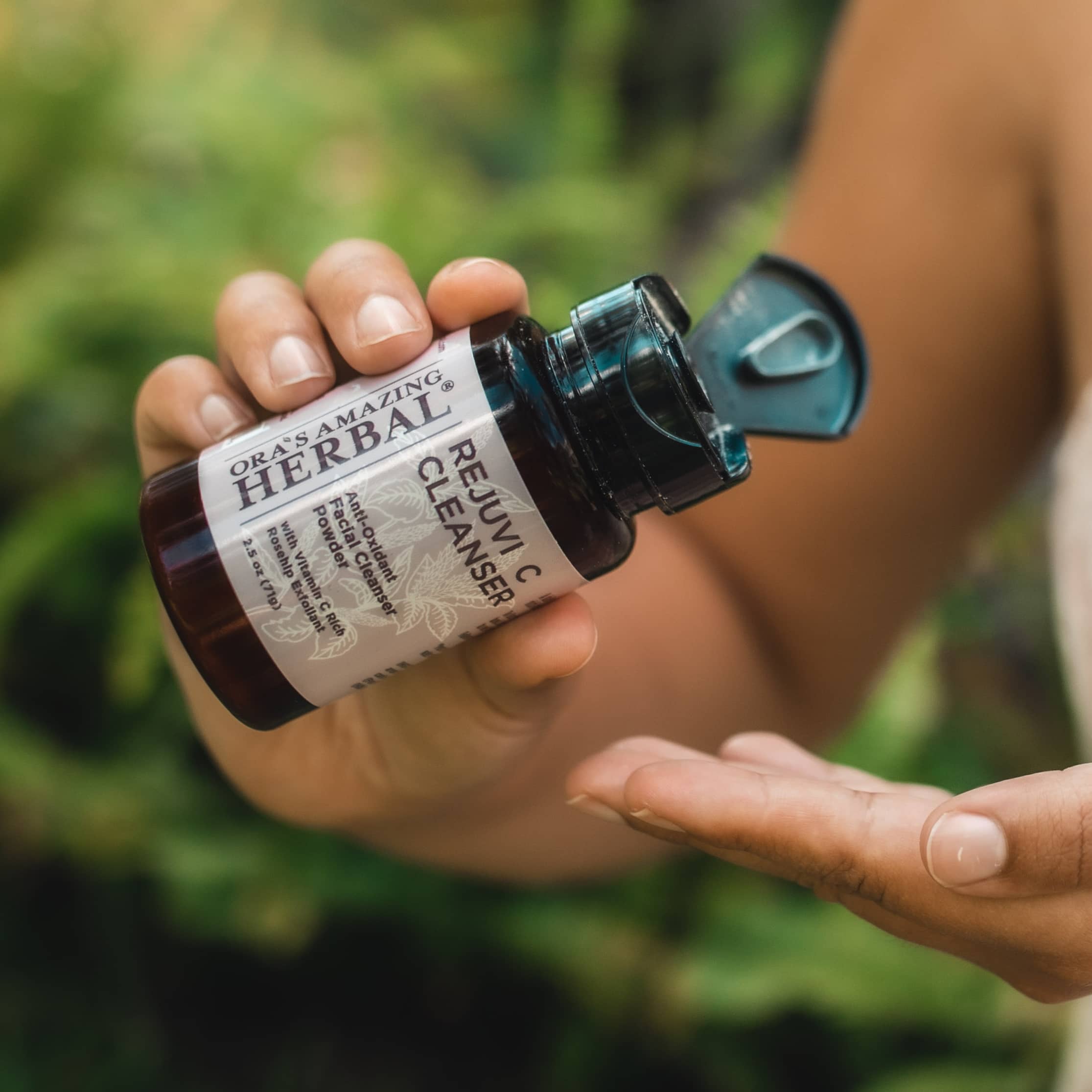 Rejuvi C Cleanser – Facial Cleansing Powder