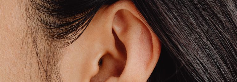How to Treat Ear Seborrheic Dermatitis Naturally