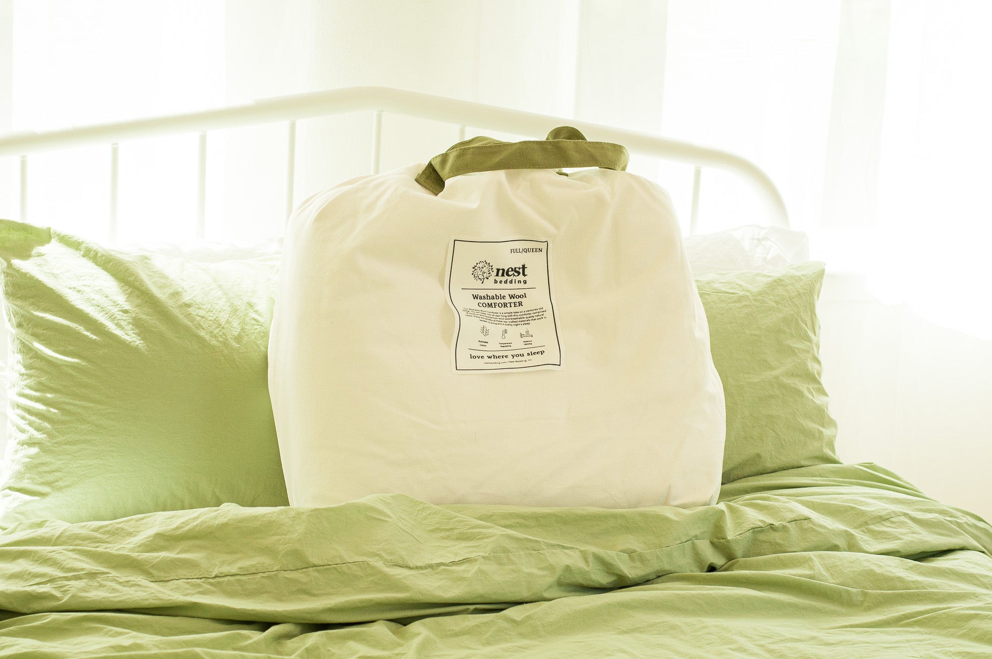 Wool & Cotton Comforter - Lightweight, Breathable & Temperature-Regulating